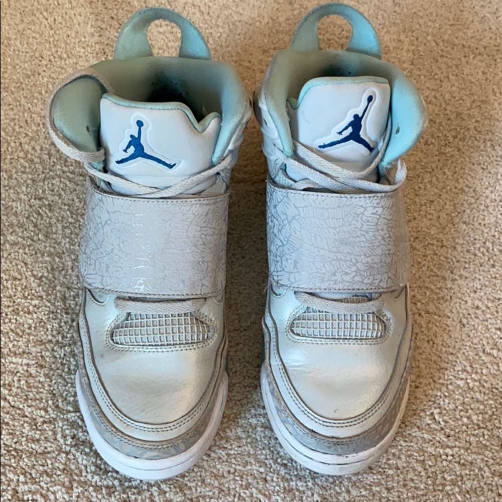 Air Jordan hi tops for girl or boy
